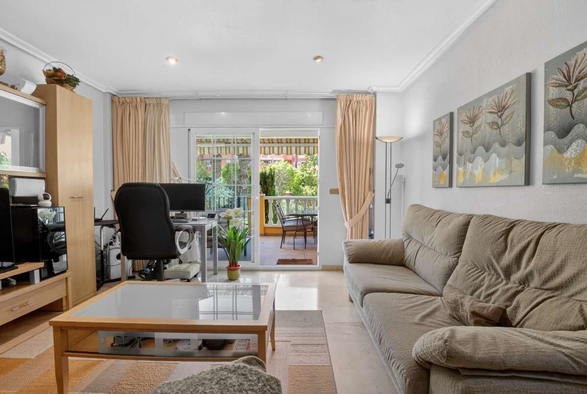 2-Bedroom Apartment in Cabo Roig, Orihuela Costa - 21