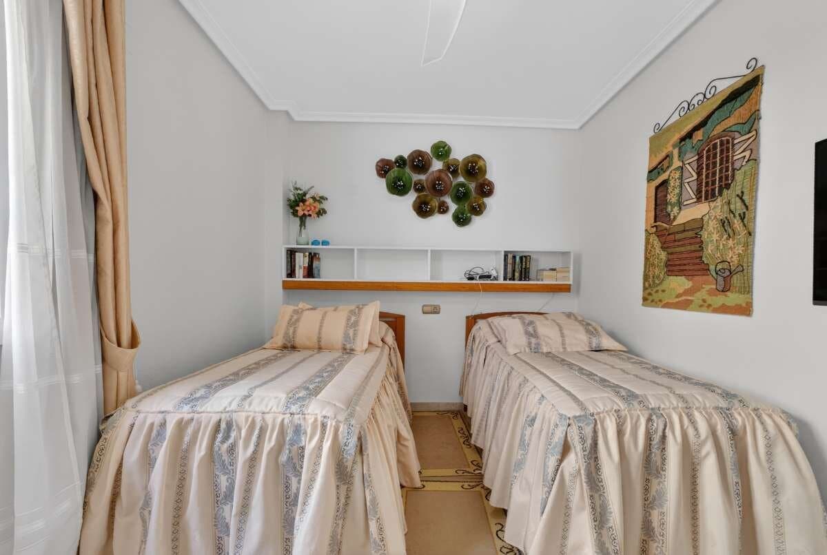 2-Bedroom Apartment in Cabo Roig, Orihuela Costa - 30