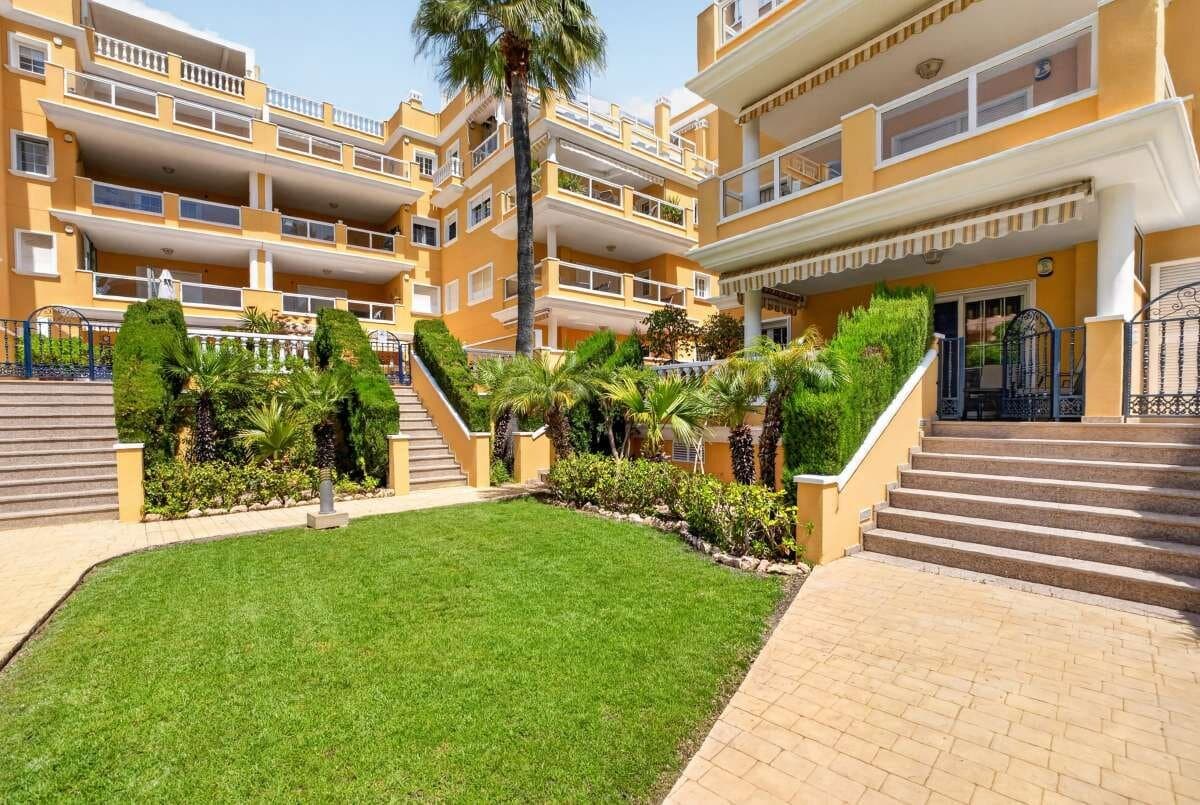 2-Bedroom Apartment in Cabo Roig, Orihuela Costa - 4