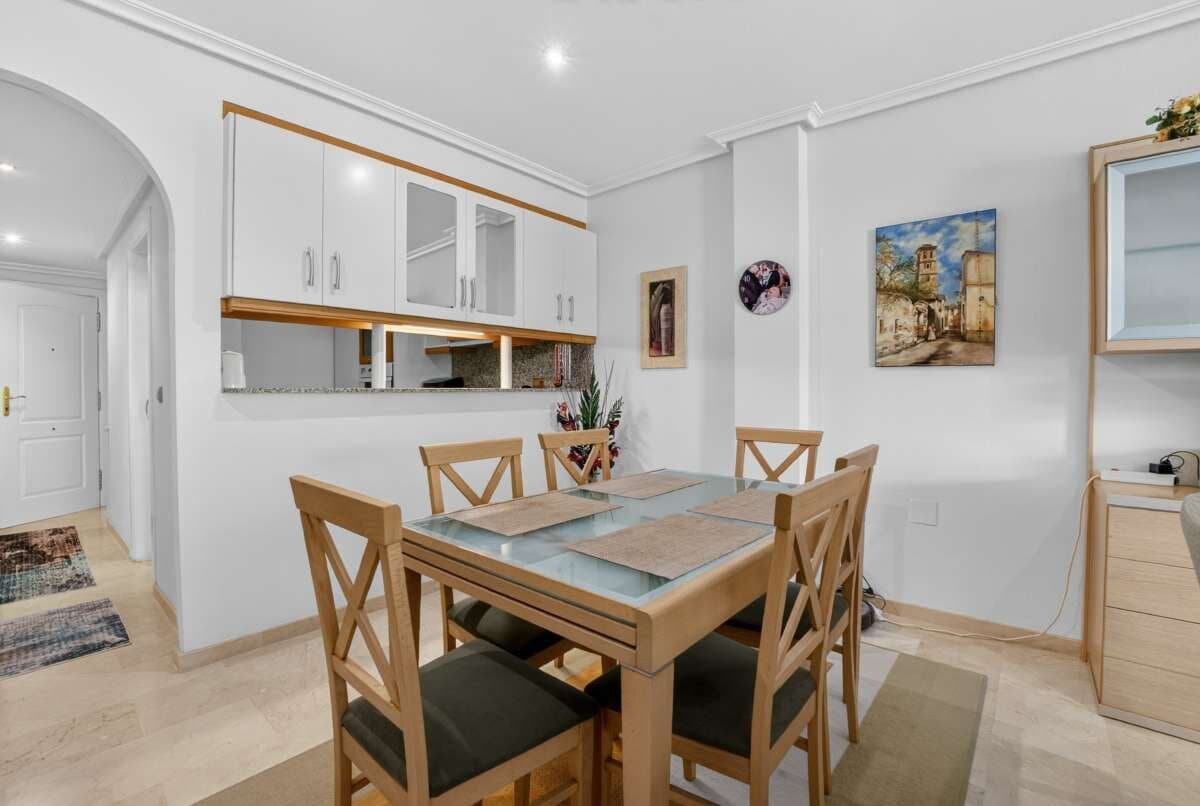 2-Bedroom Apartment in Cabo Roig, Orihuela Costa - 8