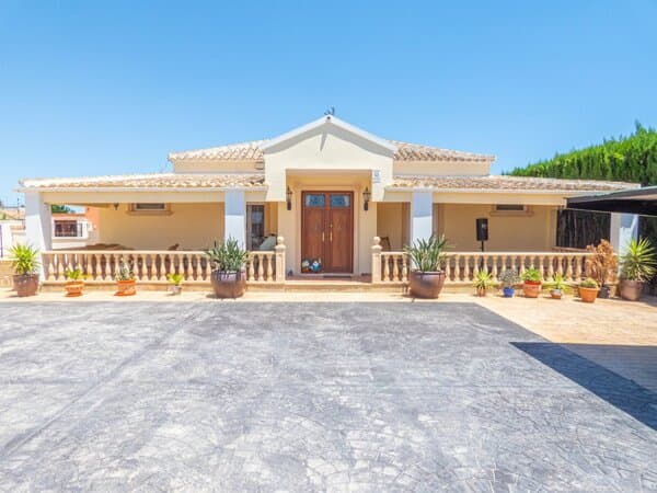Villa de 6 Dormitorios en Comunidad Valenciana, Almoradi