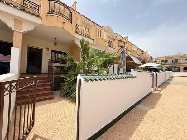 2-Bedroom House in Rojales