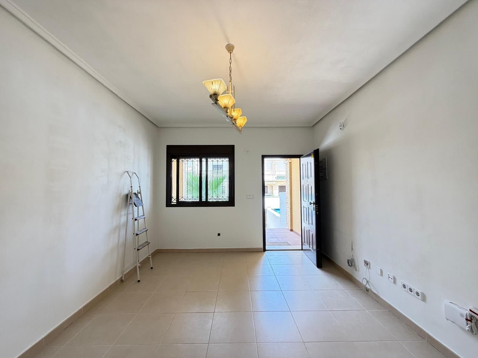 2-Bedroom House in Rojales - 14