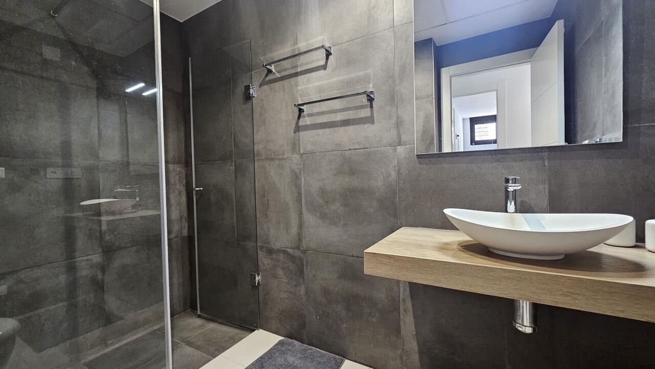 6-Bedroom Villa in Villamartín-las Filipinas, Orihuela Costa - 13