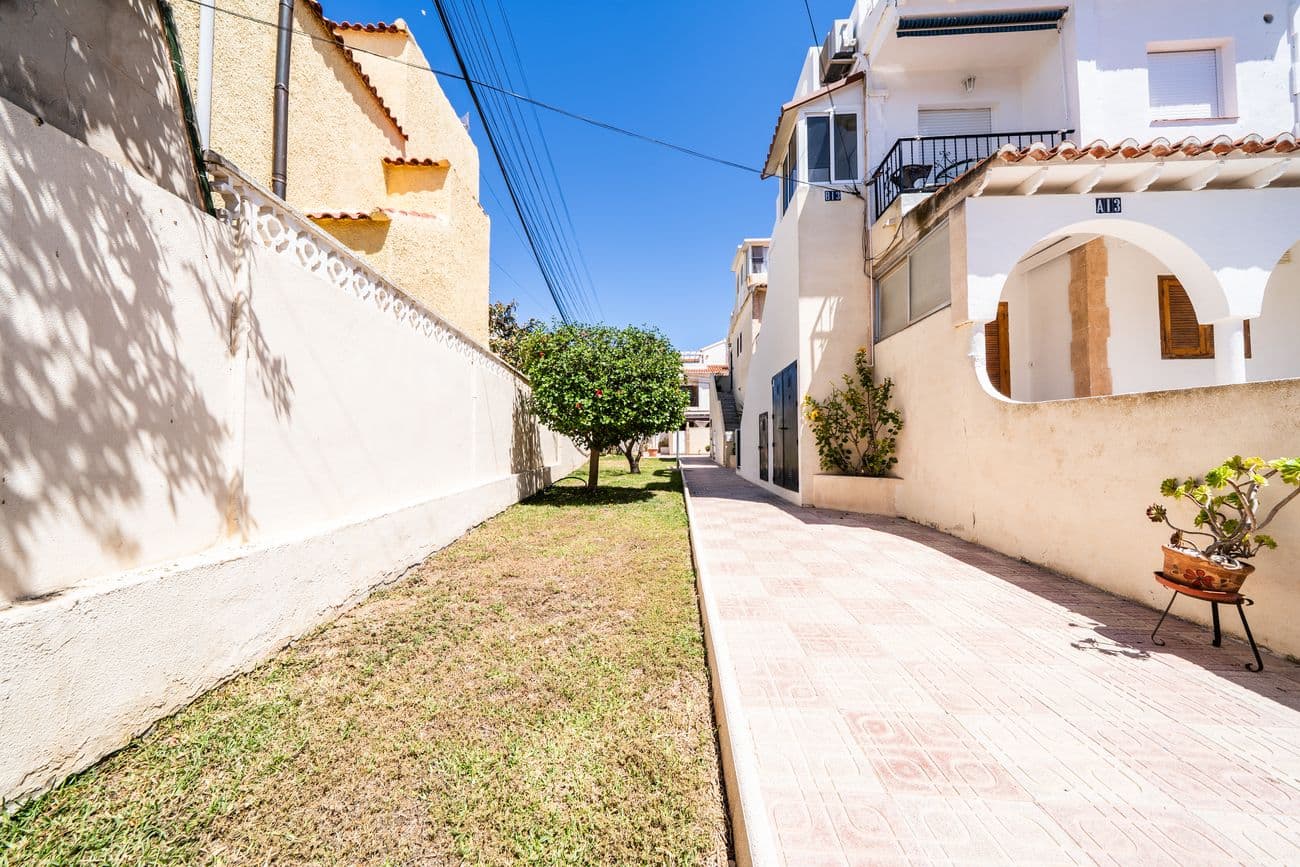 1-Bedroom Apartment in La Siesta - El Salado - Torreta, Torrevieja - 11