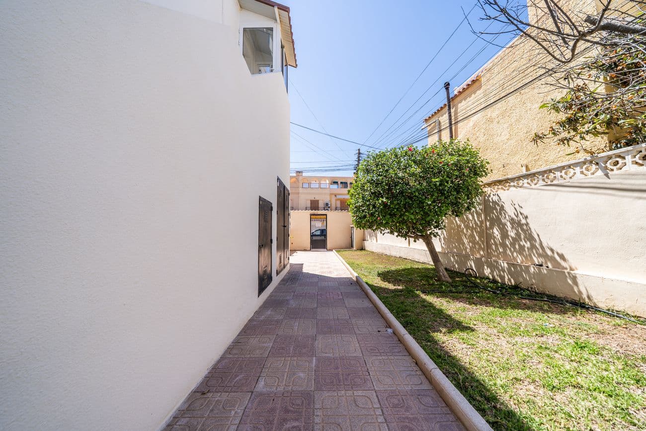 1-Bedroom Apartment in La Siesta - El Salado - Torreta, Torrevieja - 42