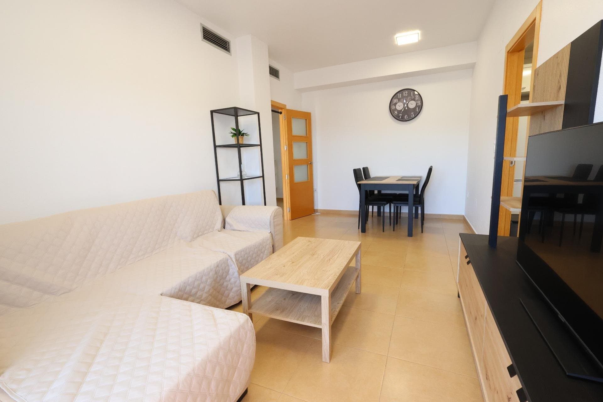 Apartamento de 2 Dormitorios en Lomas de Cabo Roig, Orihuela Costa - 8