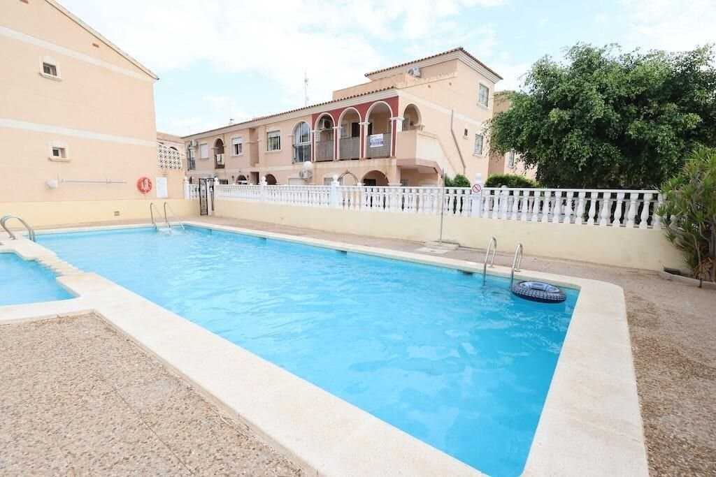 Bungalow de 2 Dormitorios en La Zenia, Orihuela Costa - 3