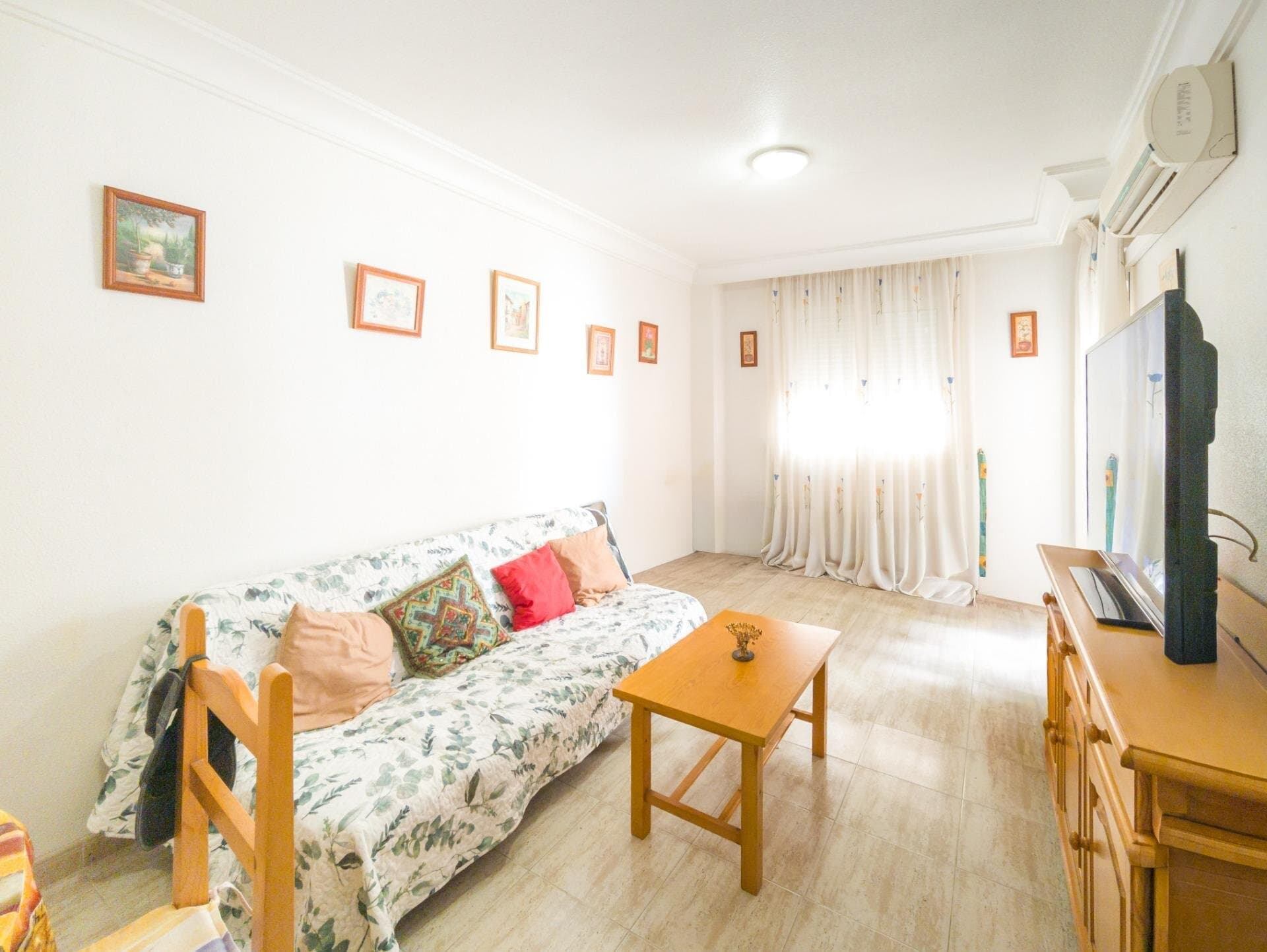 1-Bedroom Apartment in Acequion, Torrevieja - 3