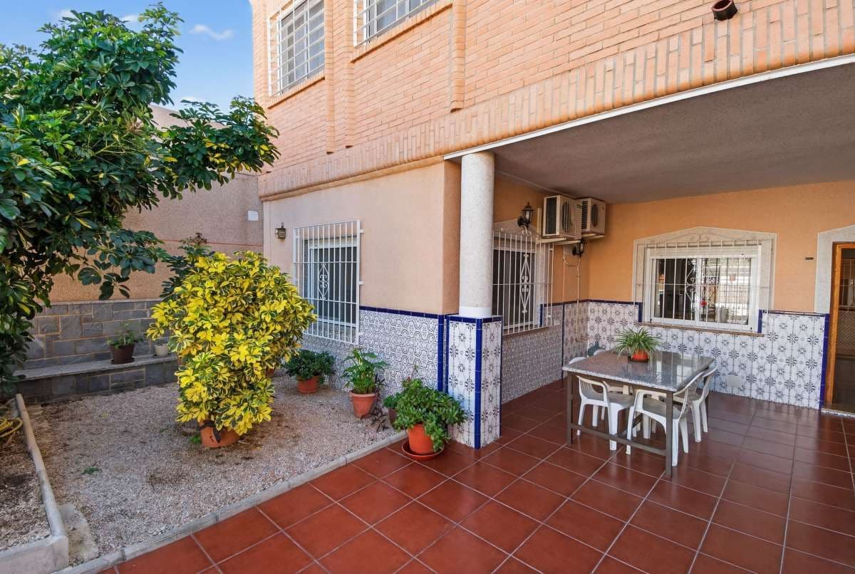 5-Bedroom Villa in La Puntica, Lo Pagan - 2