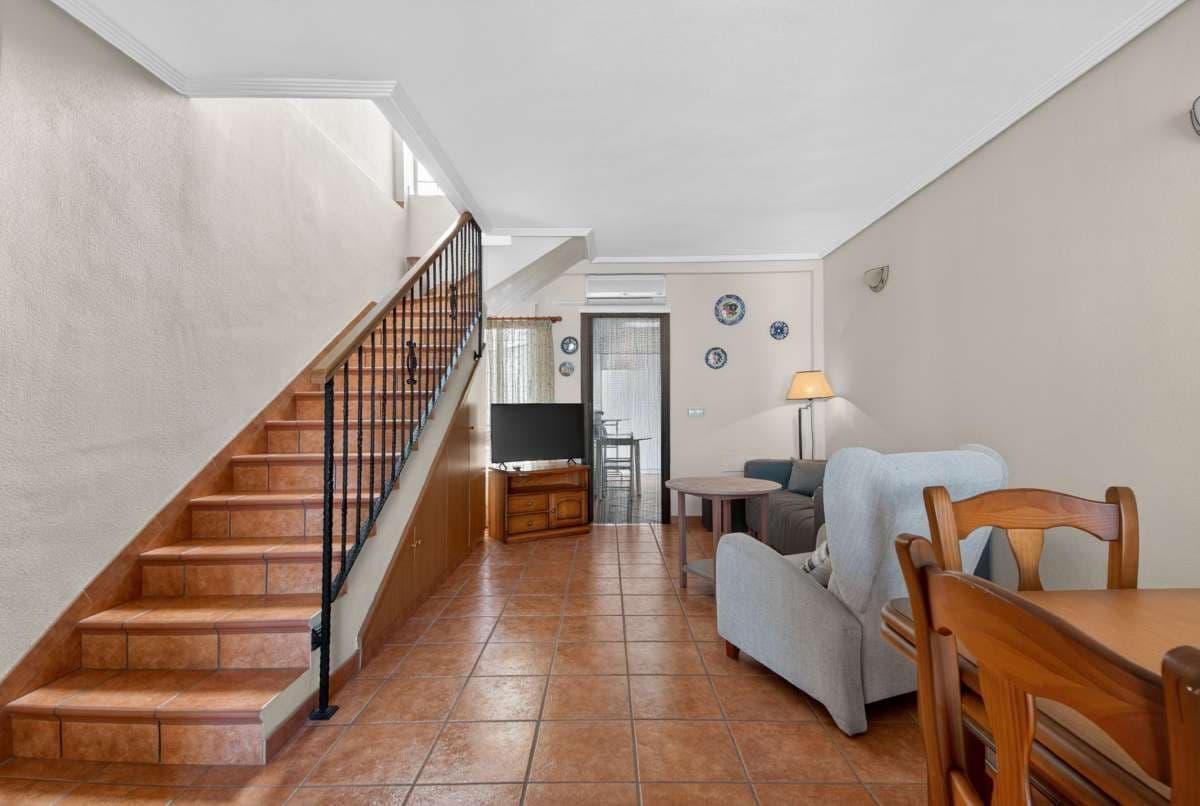 5-Bedroom Villa in La Puntica, Lo Pagan - 9
