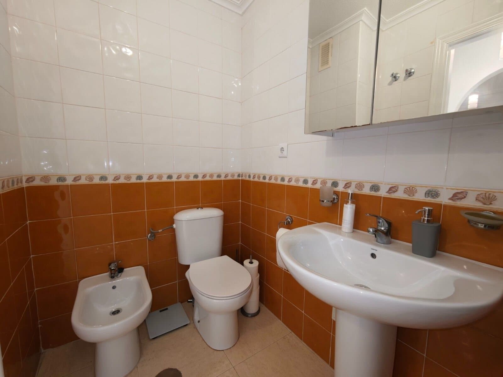 2-Bedroom Apartment in Comunidad Valenciana, Algorfa - 35