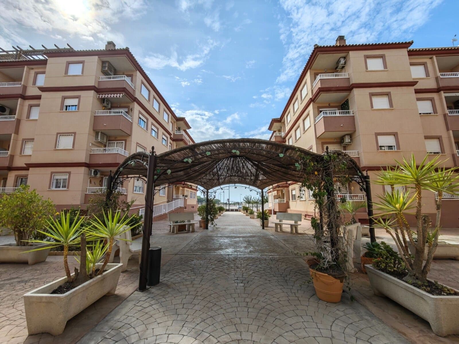 2-Bedroom Apartment in Comunidad Valenciana, Algorfa - 8