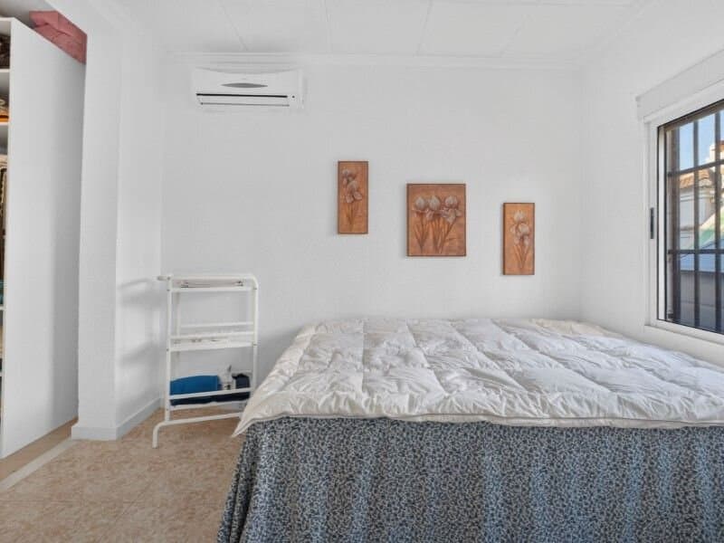 3-Bedroom Villa in La Siesta - El Salado - Torreta, Torrevieja - 22