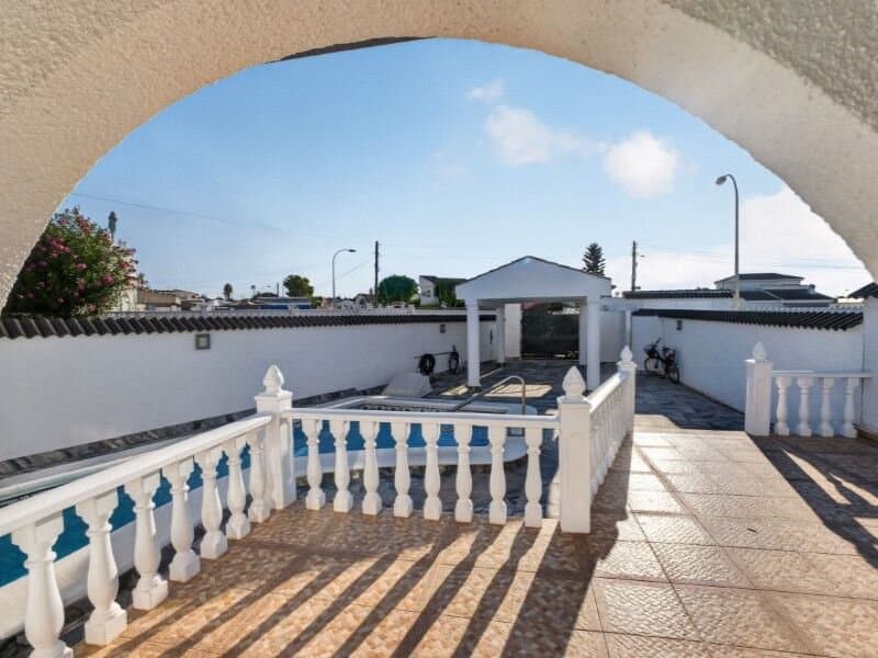 3-Bedroom Villa in La Siesta - El Salado - Torreta, Torrevieja - 5