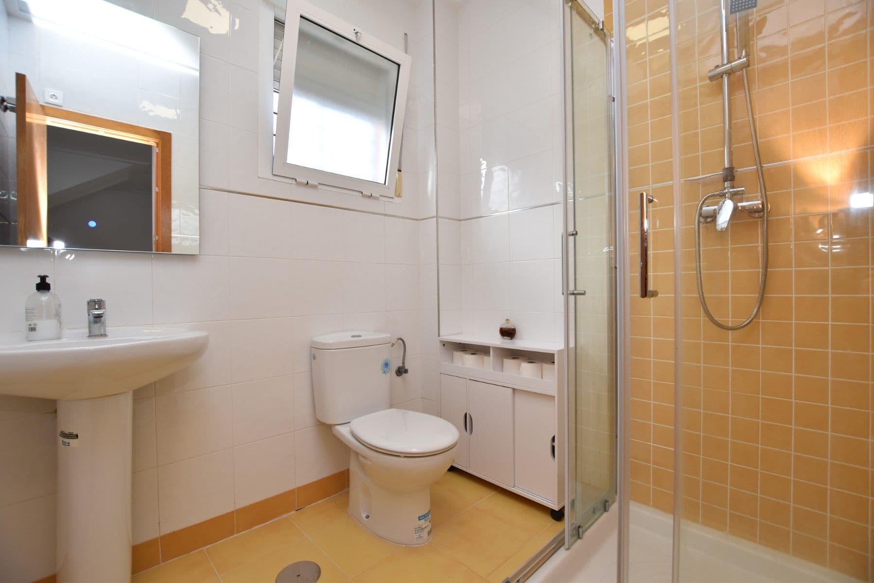 3-Bedroom Villa in Comunidad Valenciana, Algorfa - 8
