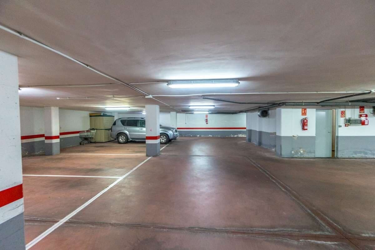 2-Bedroom Apartment in La Puntica, Lo Pagan - 30