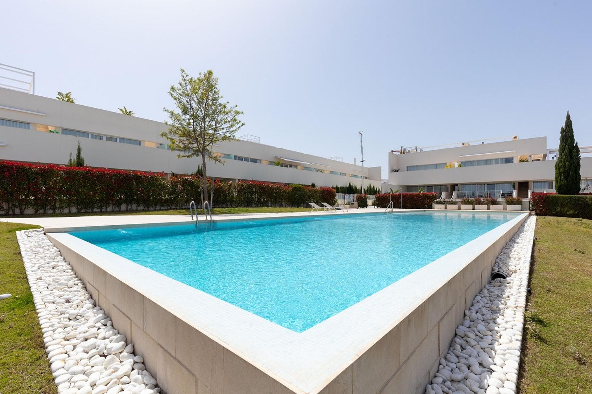Apartamento de 2 Dormitorios en Los Balcones, Torrevieja - 2