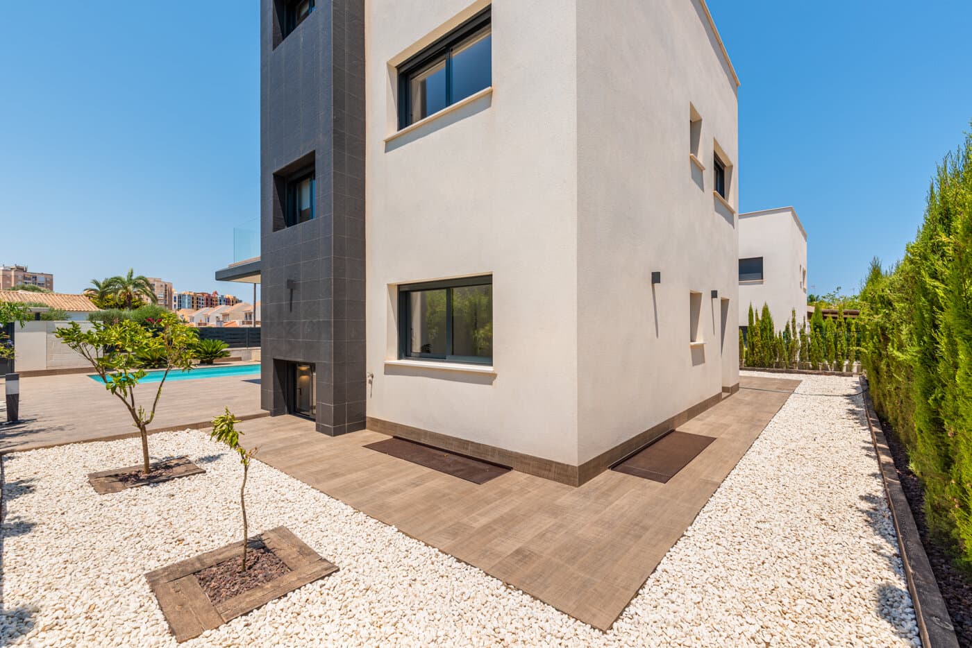 3-Bedroom Detached House in Playa Paraiso - 4