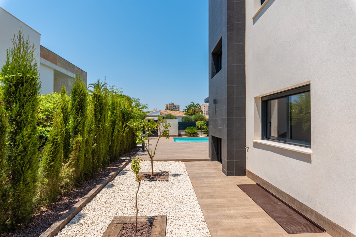 3-Bedroom Detached House in Playa Paraiso - 5