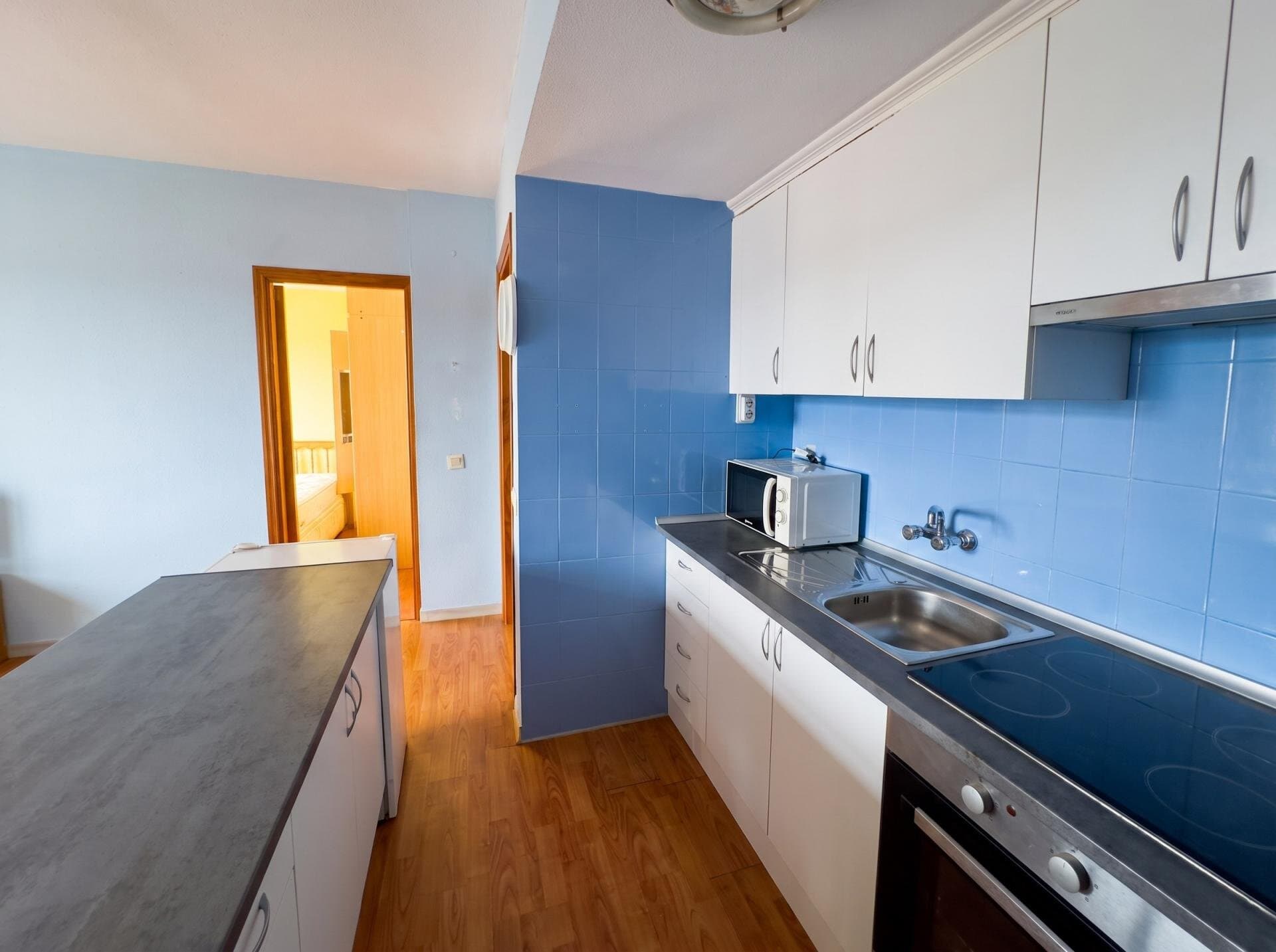 1-Bedroom Apartment in La Veleta, Torrevieja - 10