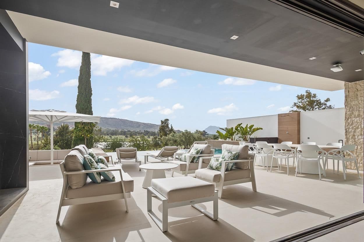 5-Bedroom Villa in Comunidad Valenciana, Algorfa - 11