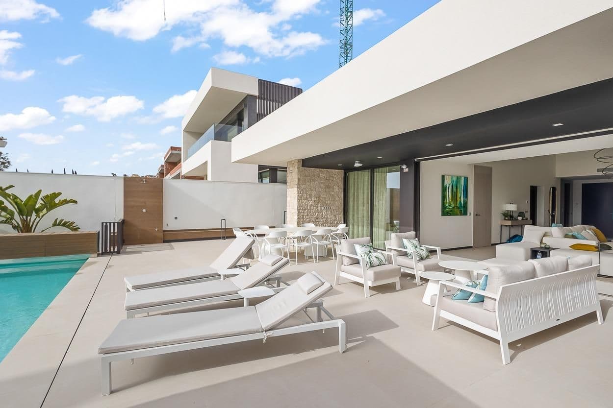 5-Bedroom Villa in Comunidad Valenciana, Algorfa - 8