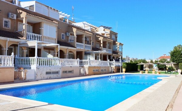 3-Bedroom House in La Zenia, Orihuela Costa