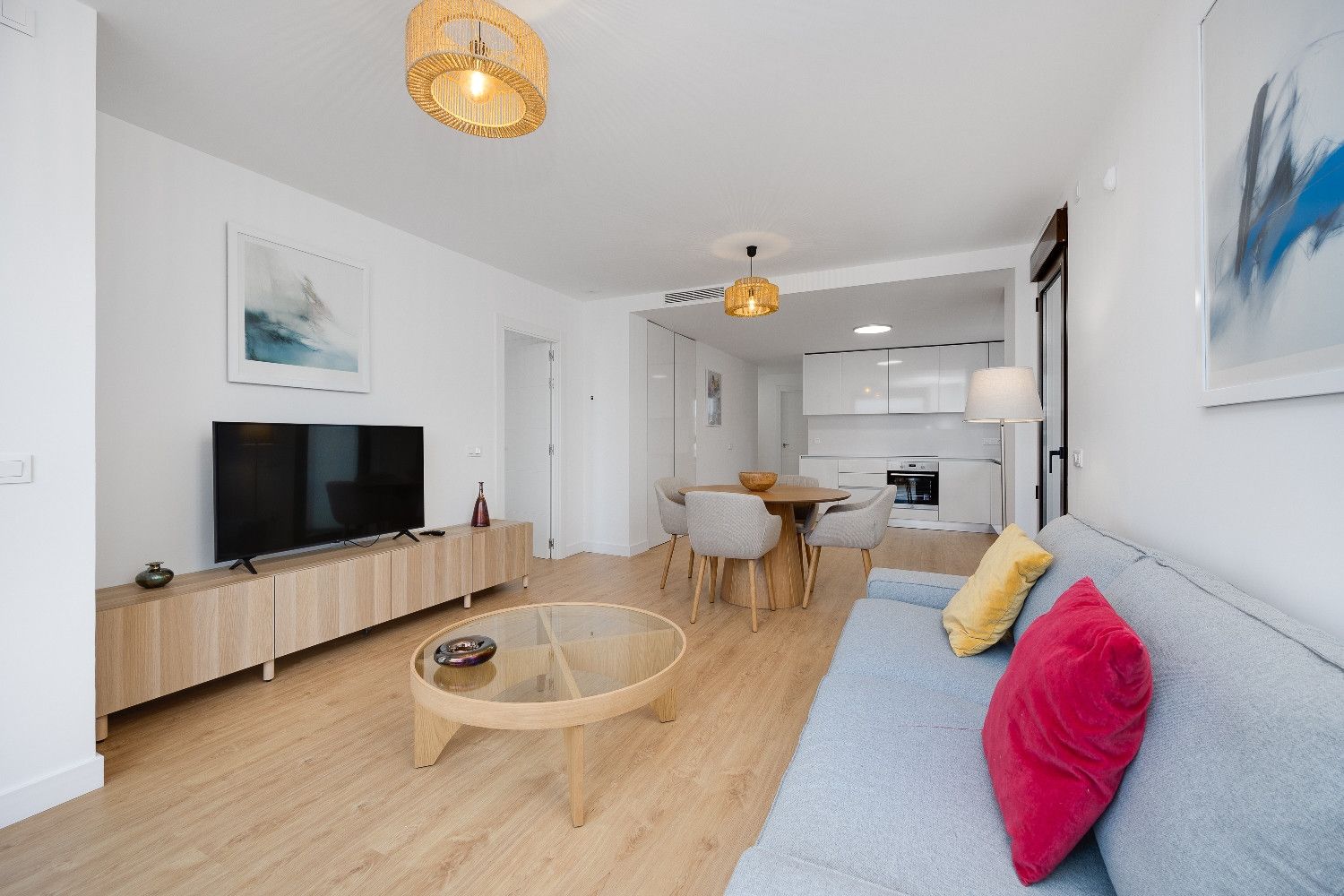 2-Bedroom Apartment in Pau 8, Orihuela Costa - Image 2