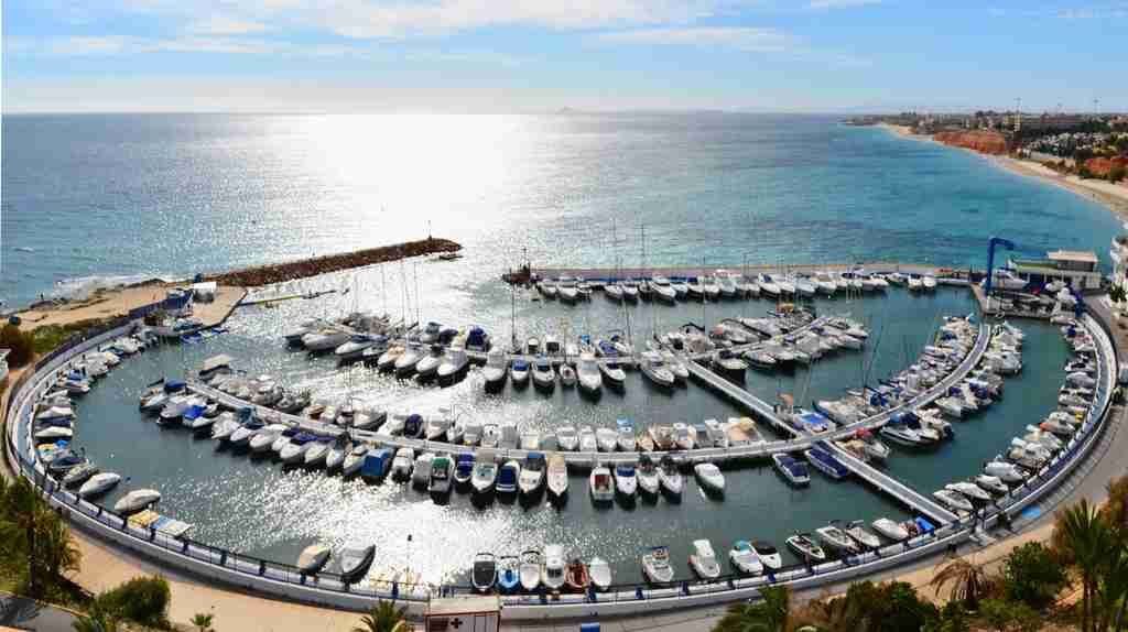 2-Bedroom Apartment in Pau 8, Orihuela Costa - Image 34