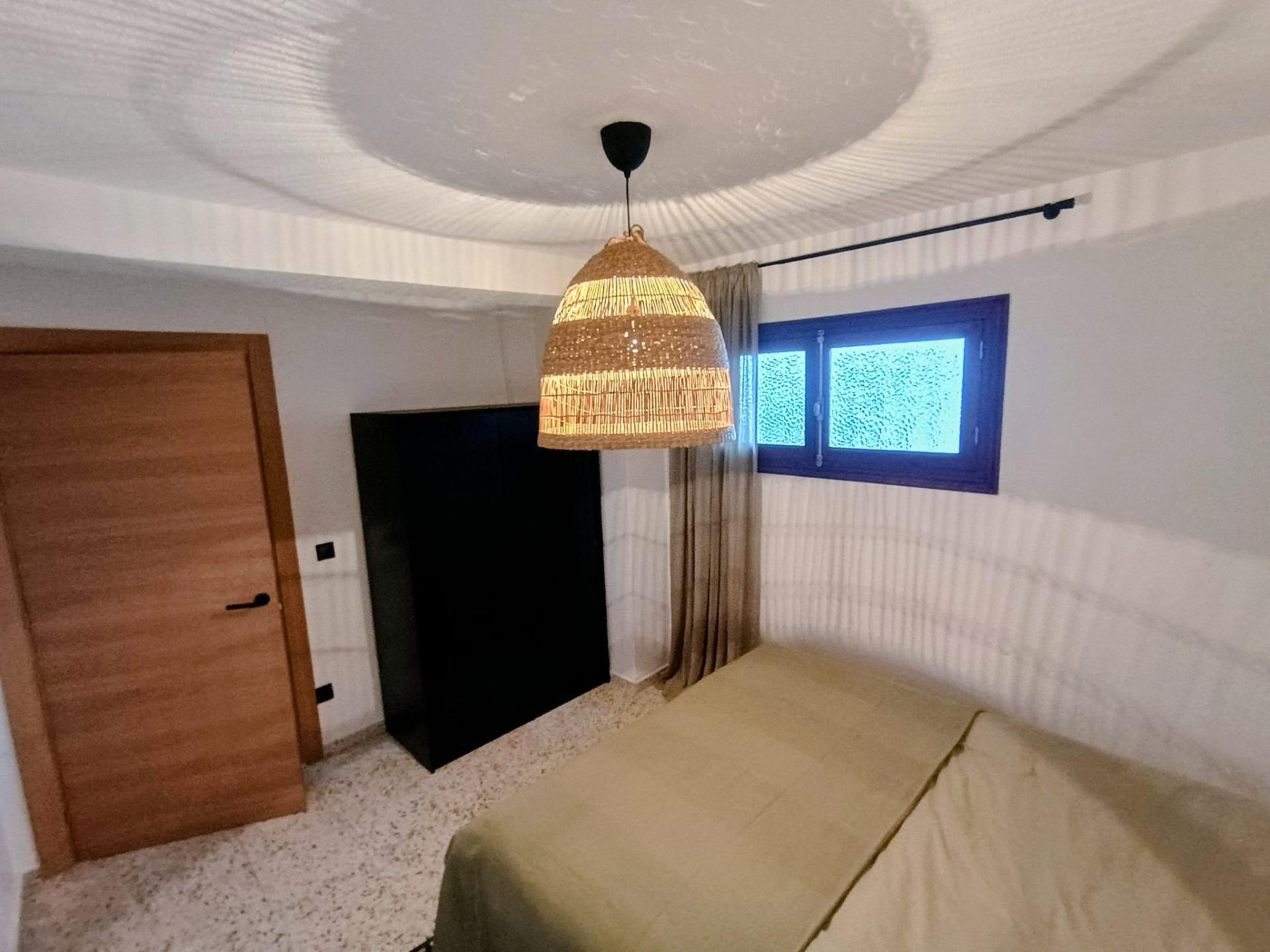 2-Bedroom Apartment in Urbanizaciones, Guardamar del Segura - Image 13