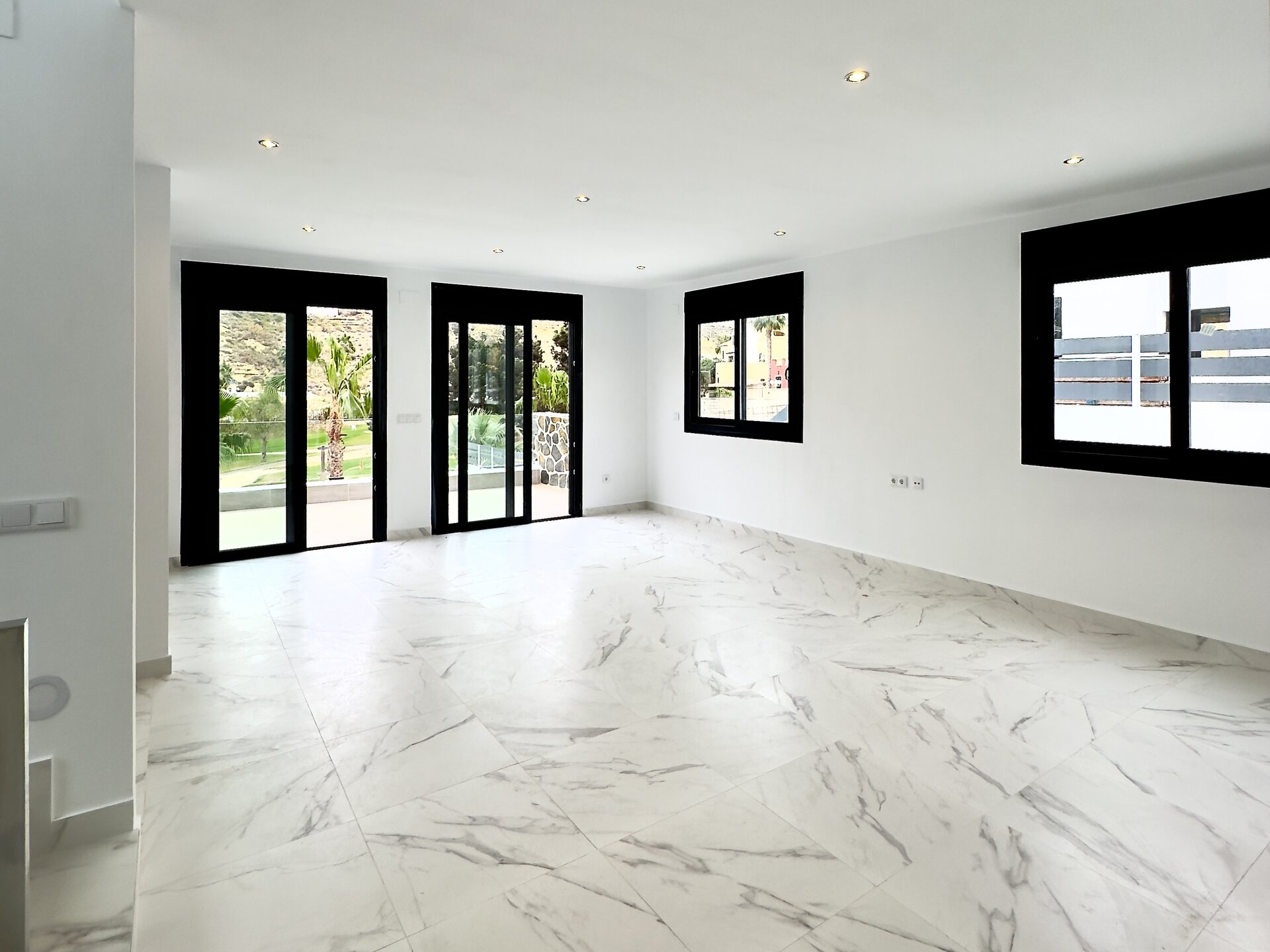 4-Bedroom Apartment in Ciudad Quesada - Image 11