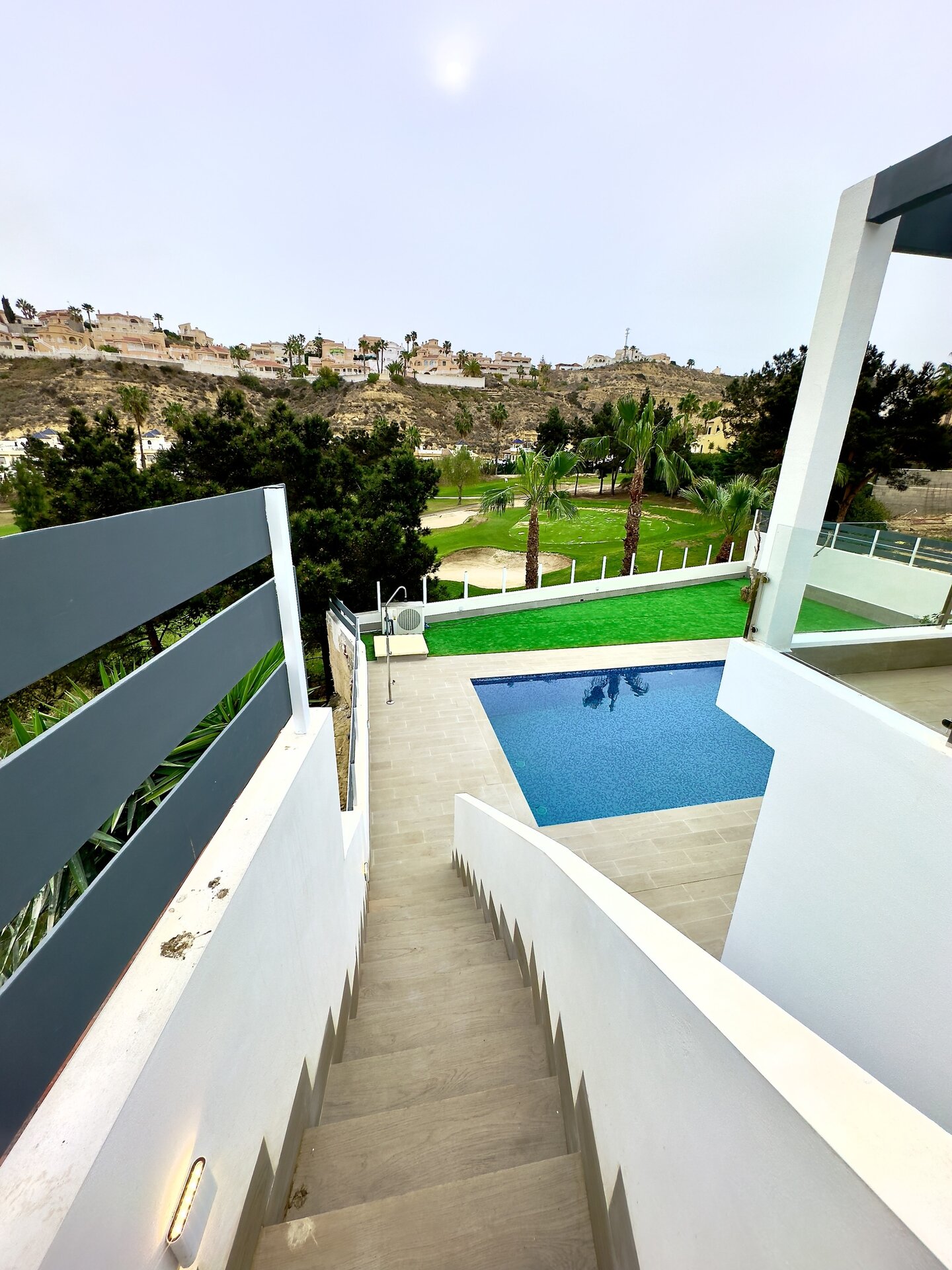 4-Bedroom Apartment in Ciudad Quesada - Image 5