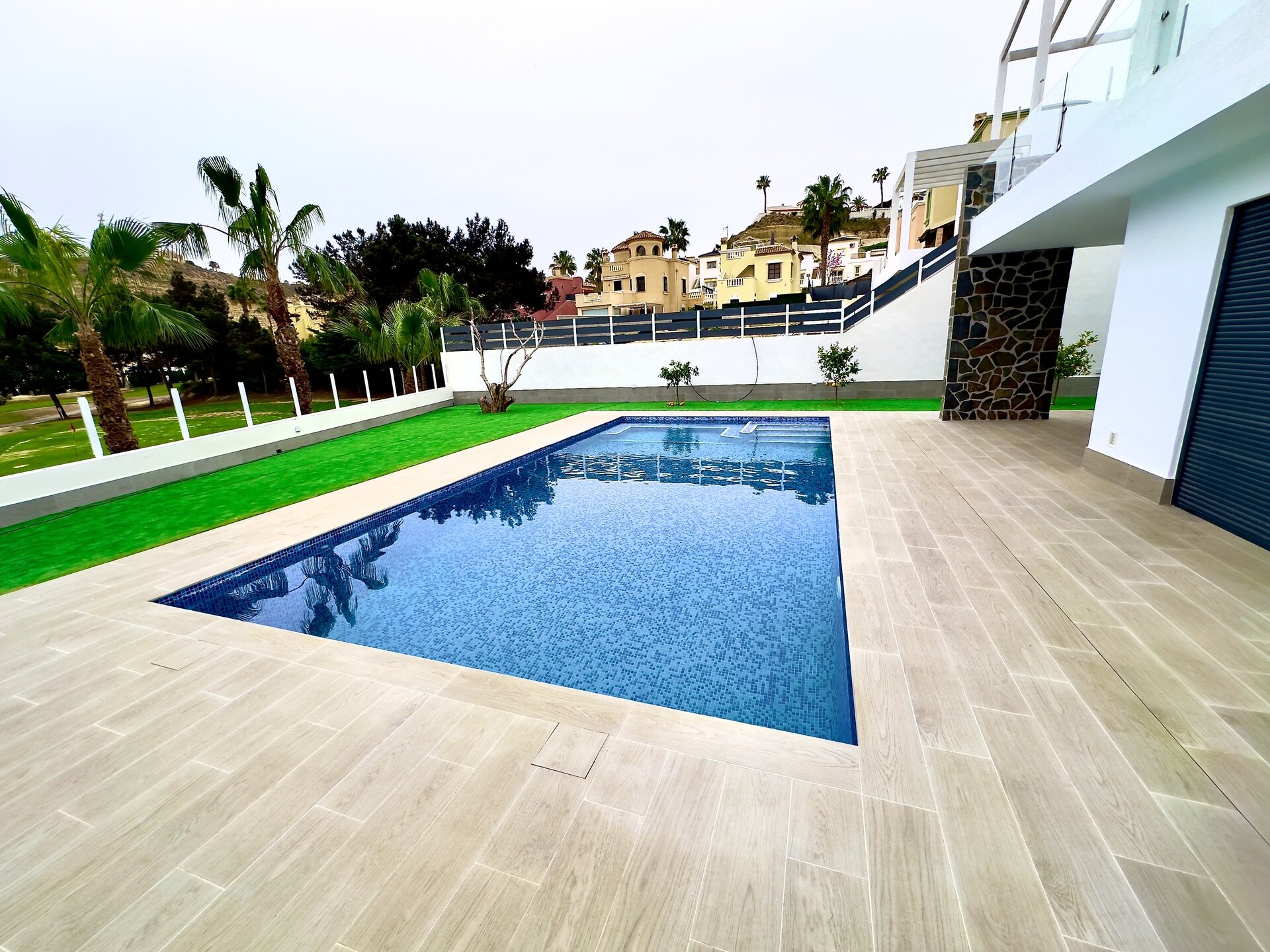 4-Bedroom Apartment in Ciudad Quesada - Image 6