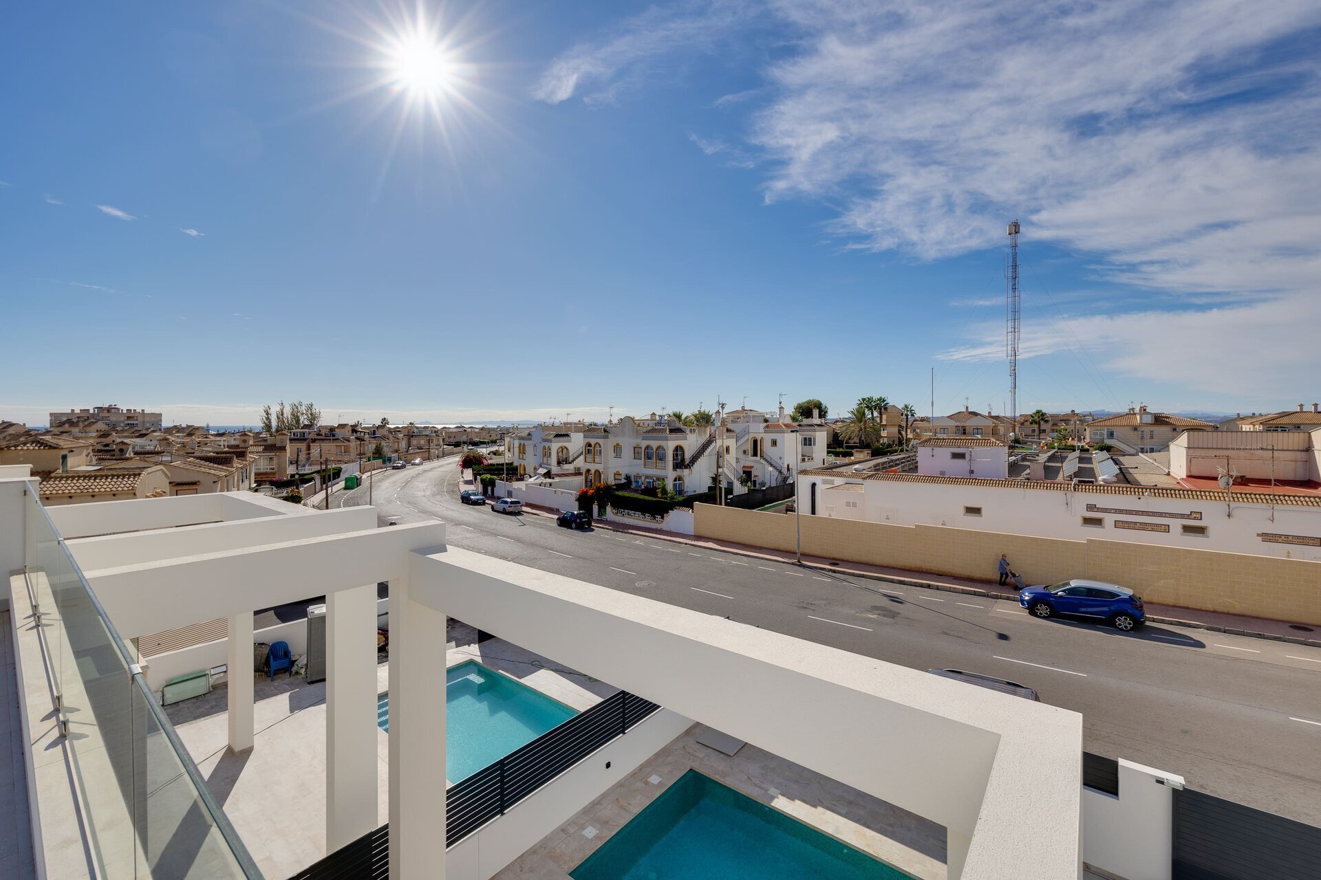 4-Bedroom Townhouse in Torrevieja - Image 14
