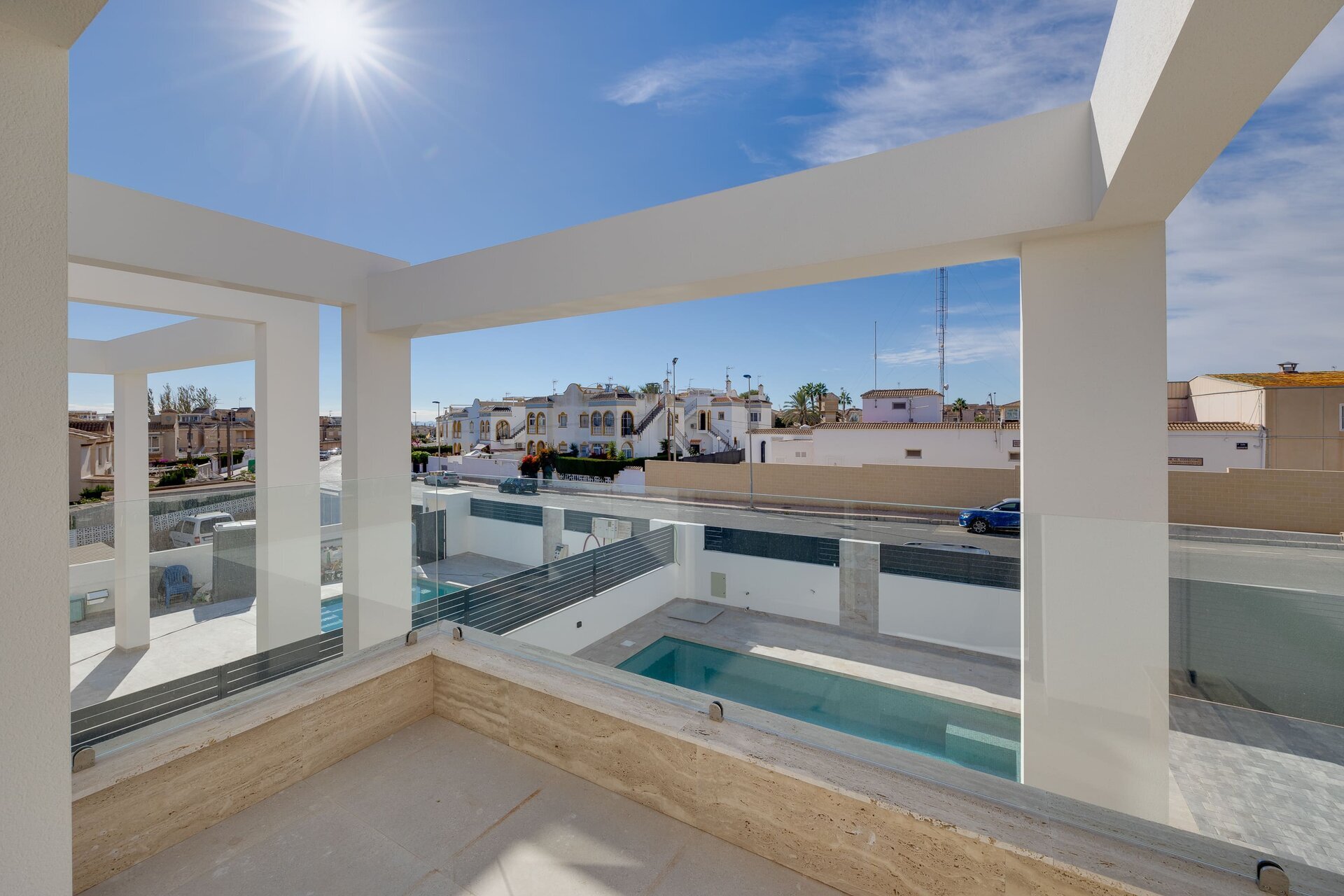 4-Bedroom Townhouse in Torrevieja - Image 8