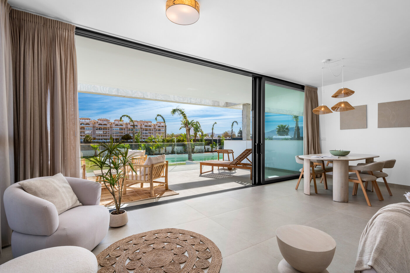 Penthouse met 2 Slaapkamers in Islas Menores - Image 14