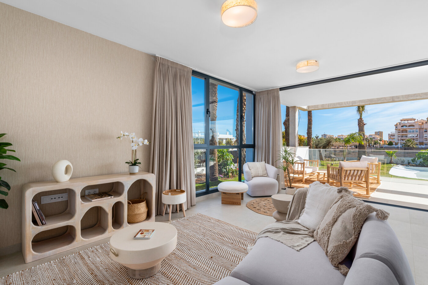 Penthouse met 2 Slaapkamers in Islas Menores - Image 25