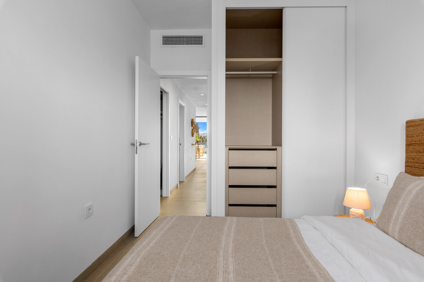 Penthouse met 2 Slaapkamers in Islas Menores - Image 9