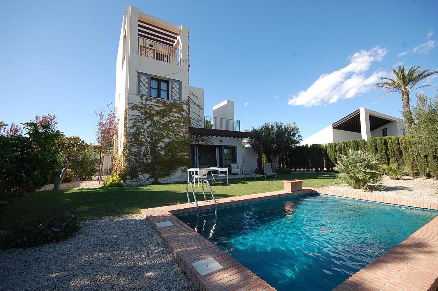 4-Bedroom Detached House in Murcia - Image 20