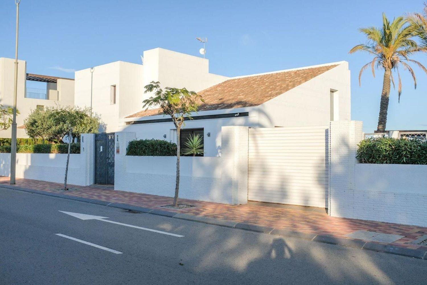 4-Bedroom Detached House in Murcia - Image 4