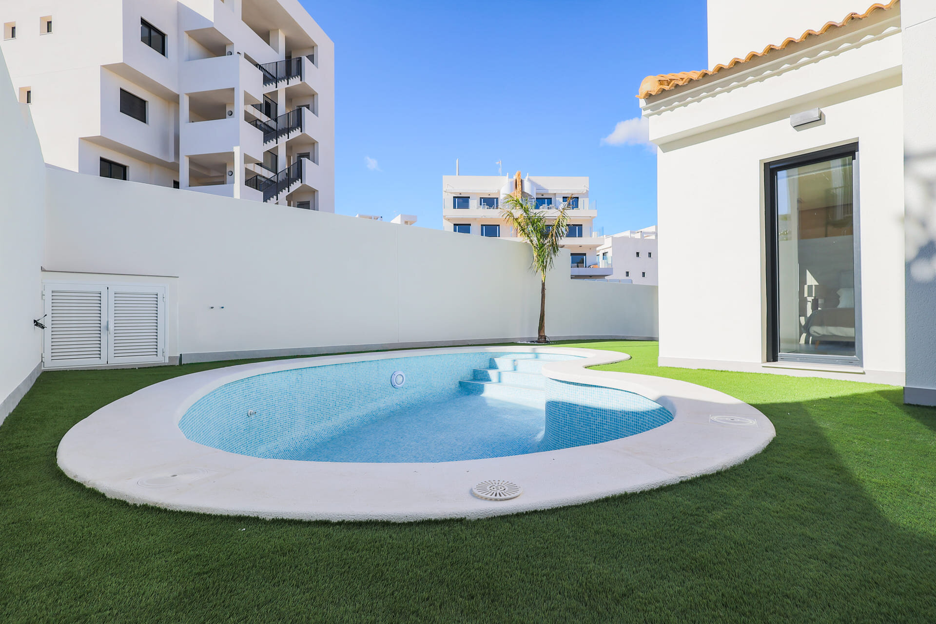 3-Bedroom Villa in Orihuela Costa - Image 24