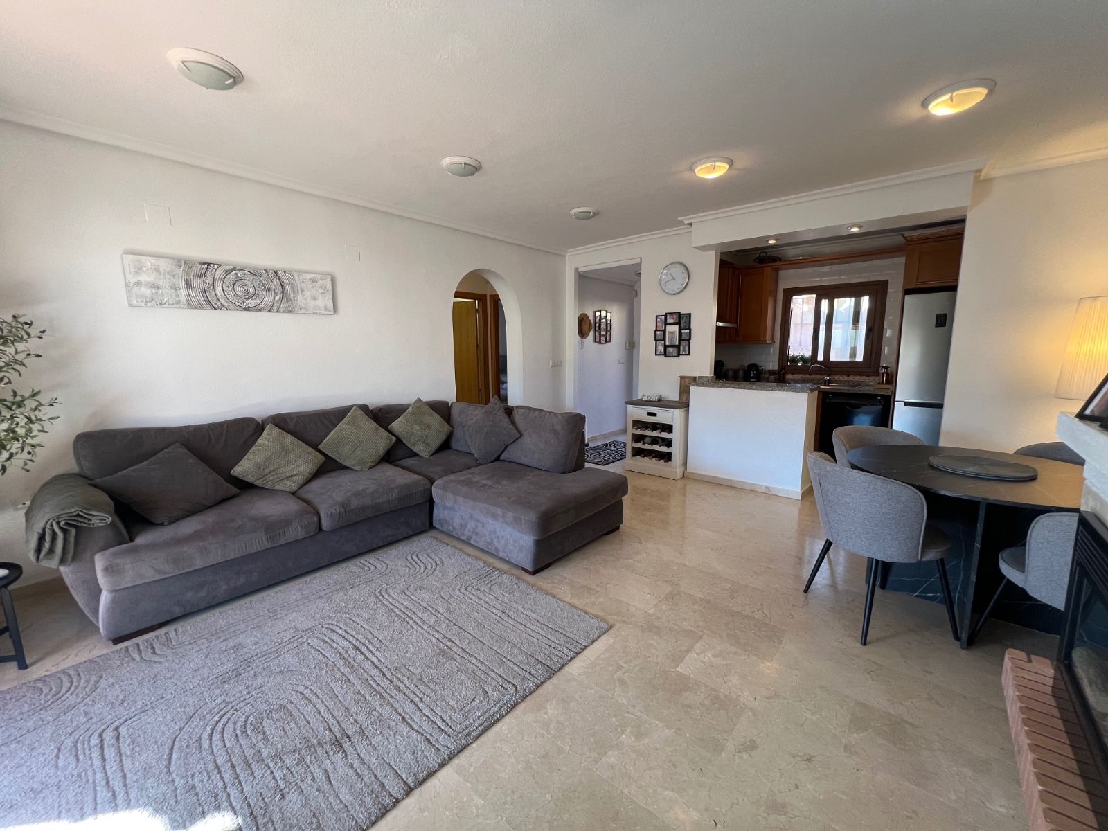 2-Bedroom Bungalow in Comunidad Valenciana, Algorfa - Image 12