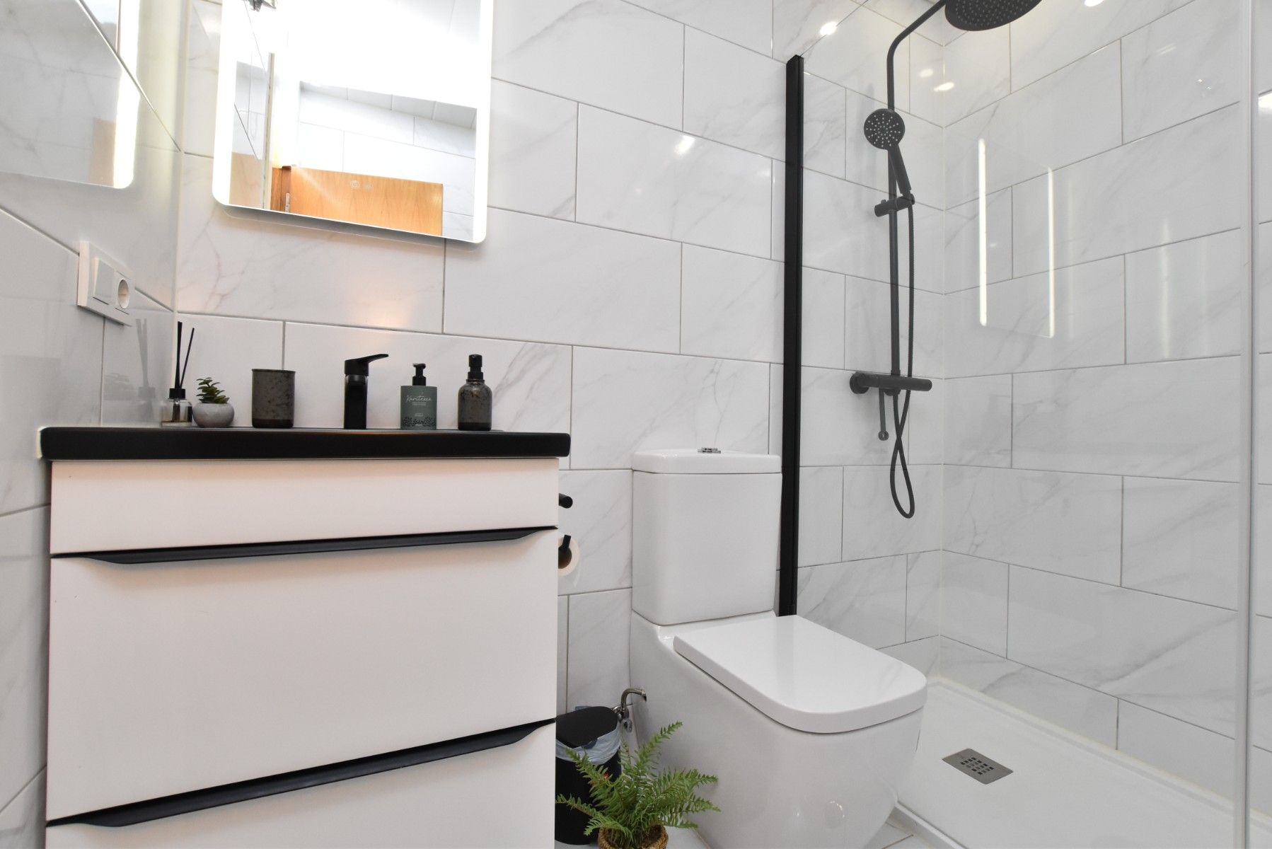 2-Bedroom Bungalow in Comunidad Valenciana, Algorfa - Image 17
