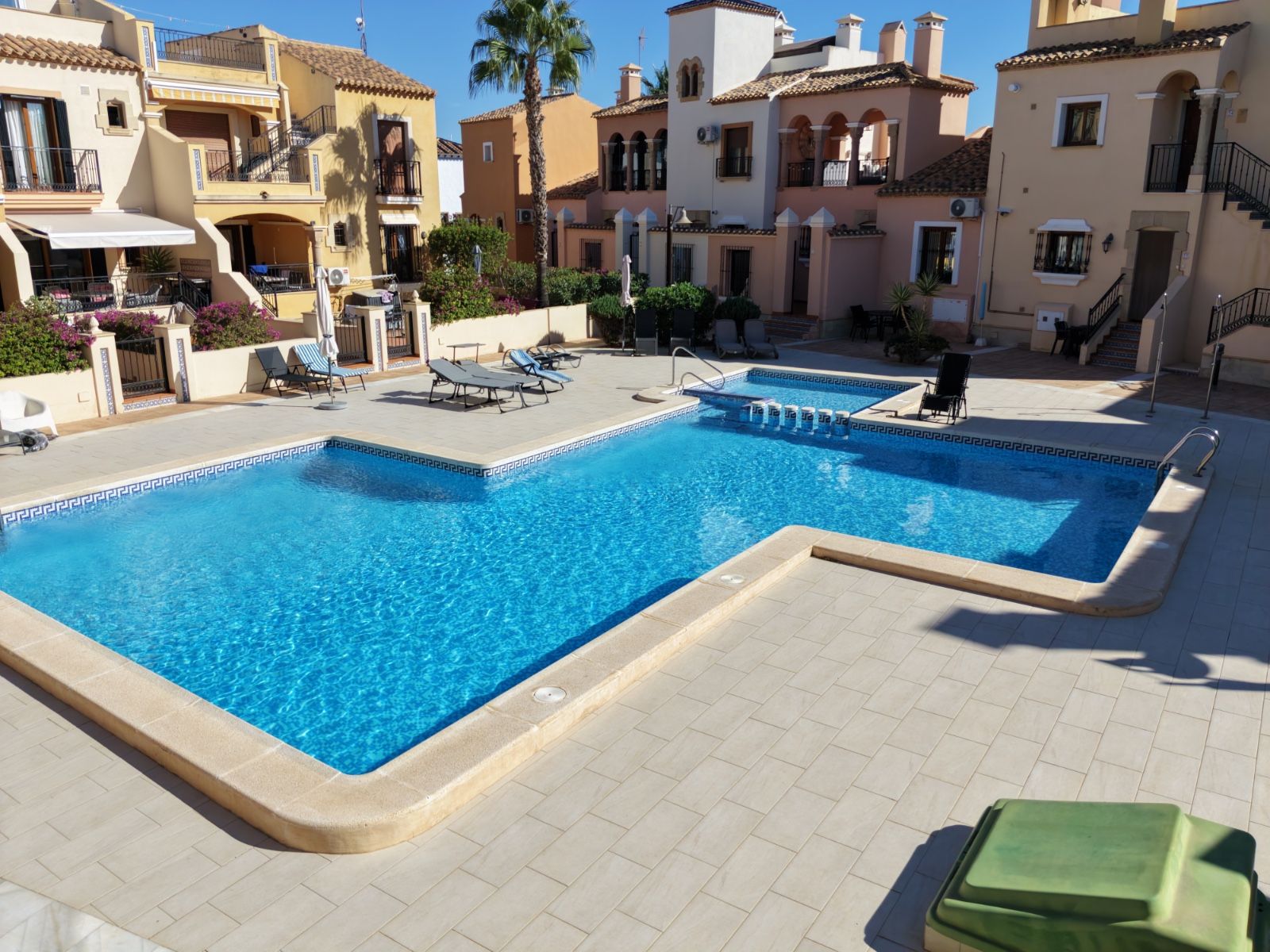 2-Bedroom Bungalow in Comunidad Valenciana, Algorfa - Image 2