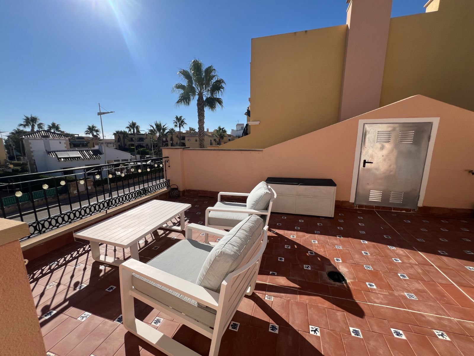 2-Bedroom Bungalow in Comunidad Valenciana, Algorfa - Image 32