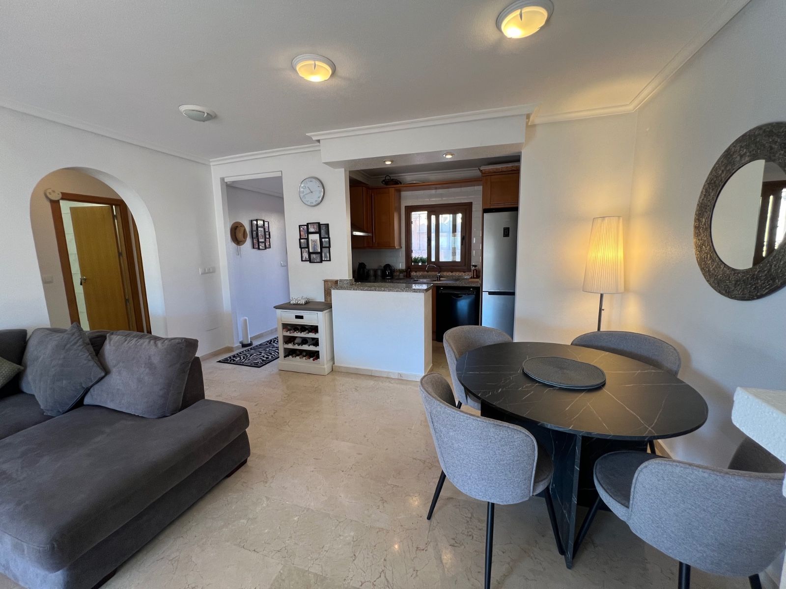 2-Bedroom Bungalow in Comunidad Valenciana, Algorfa - Image 4