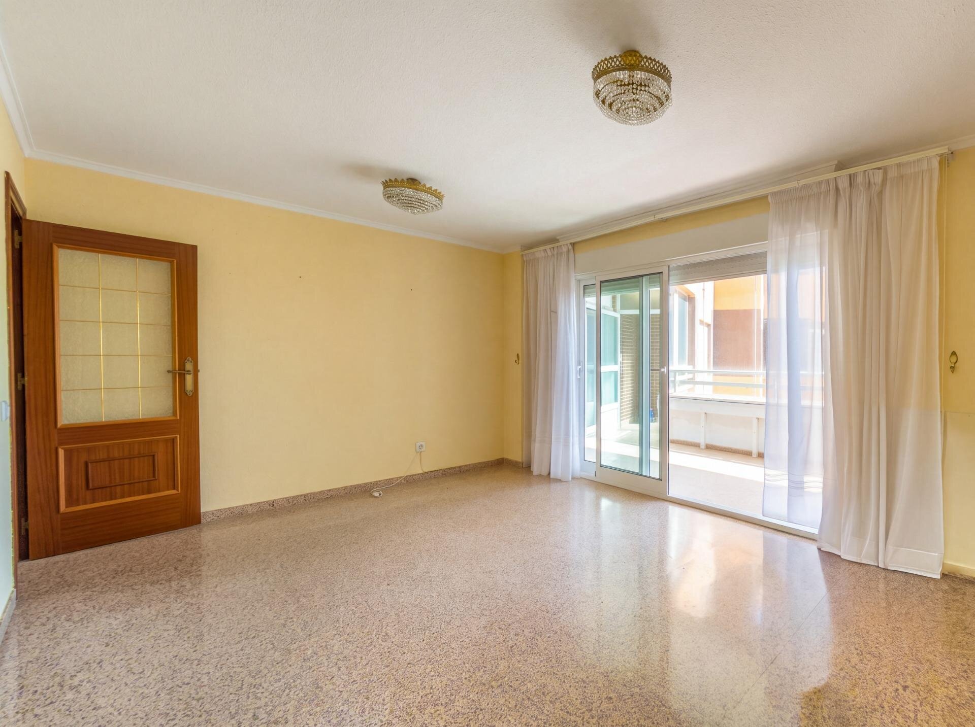 3-Bedroom Apartment in La Mata Pueblo, Torrevieja - Image 8