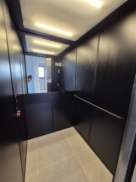 4-Bedroom Villa in Los Montesinos - Image 19