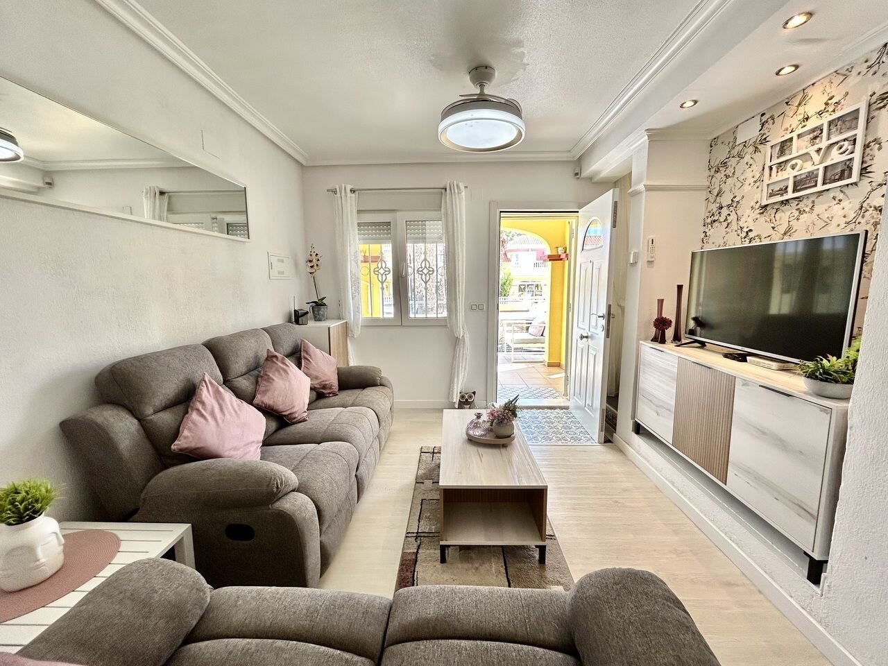 3-Bedroom House in Cabo Roig, Cabo Roig - Image 6